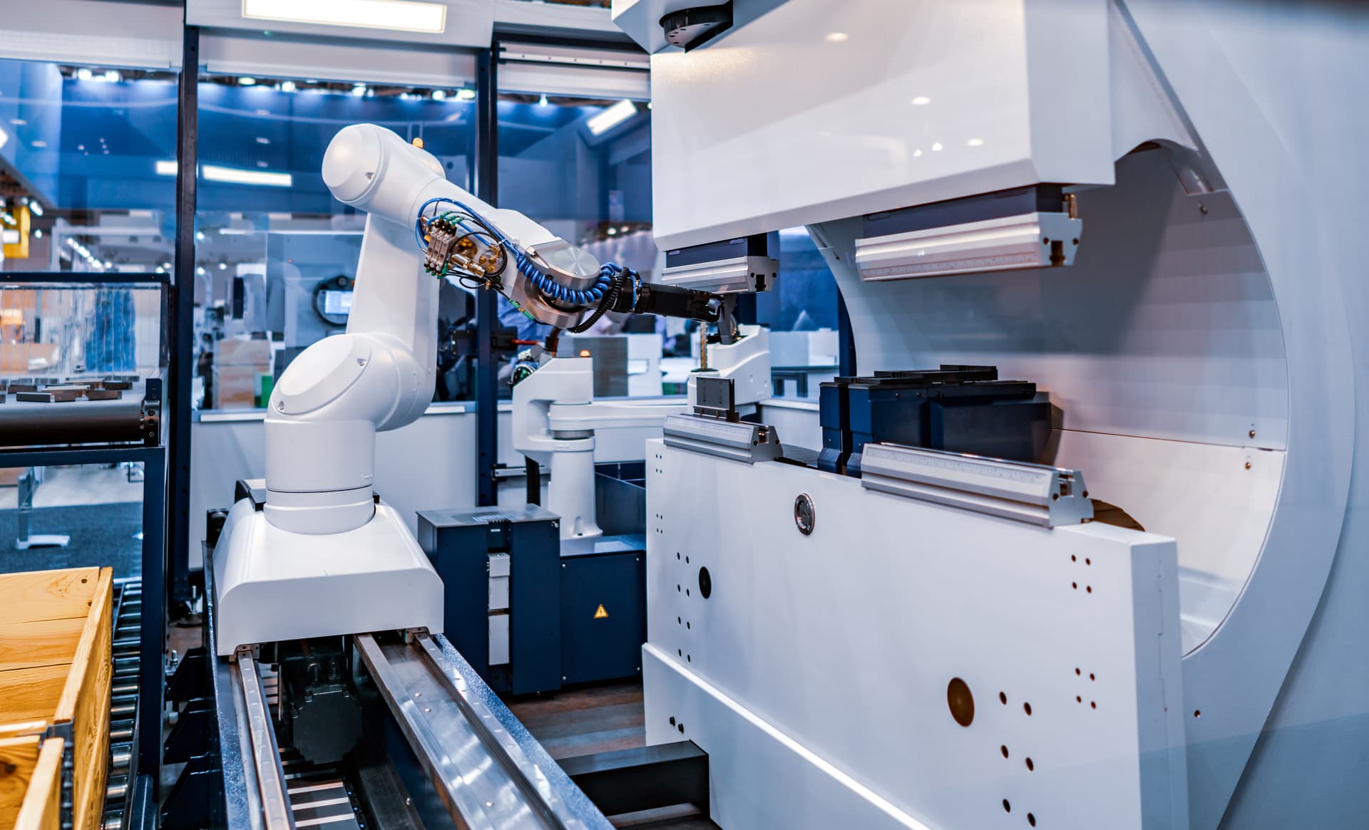Automation in Modern CNC