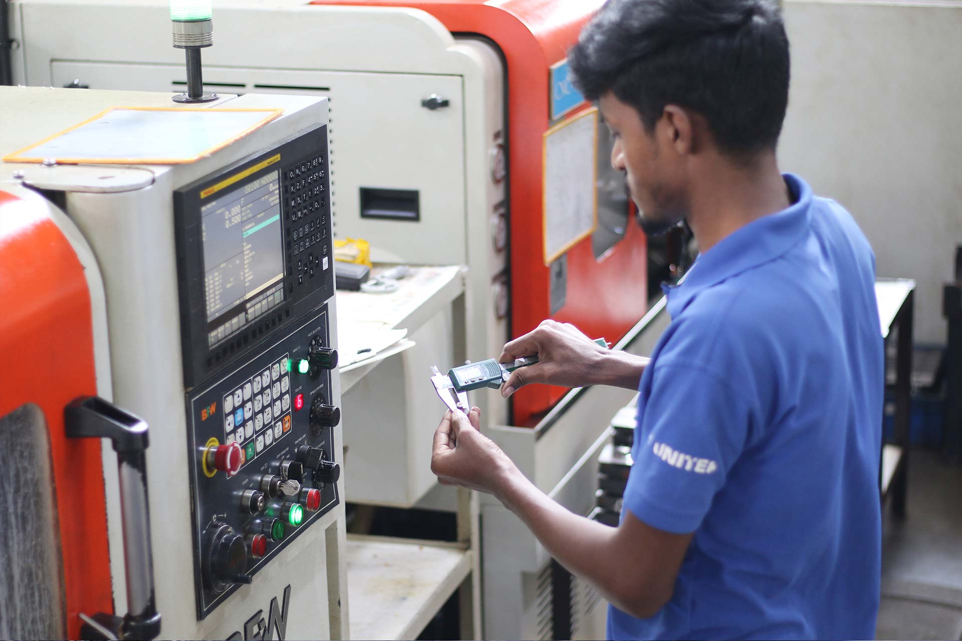 CNC-Turning-Milling-Services CNC Turning Milling Services